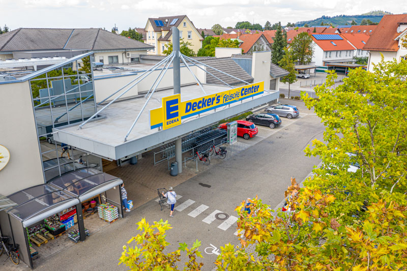 Luftaufnahme Edeka Decker Oberkirch Parkplatz und Eingangsbereich